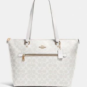 Coach Glacier White Zip tote NWT